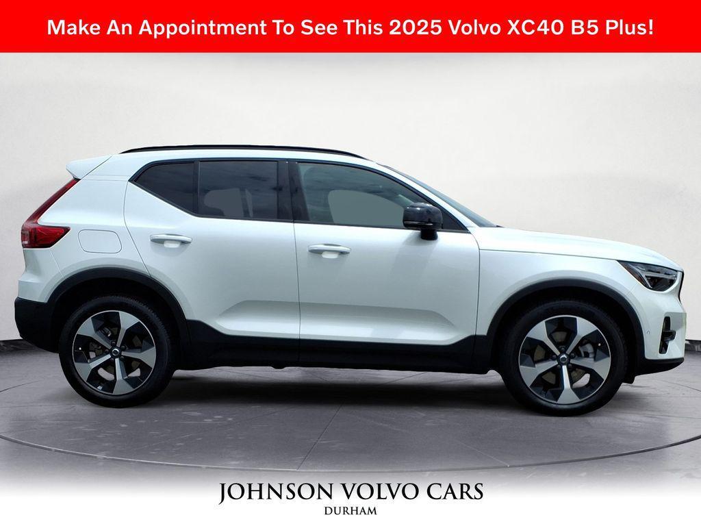 new 2025 Volvo XC40 car, priced at $46,115
