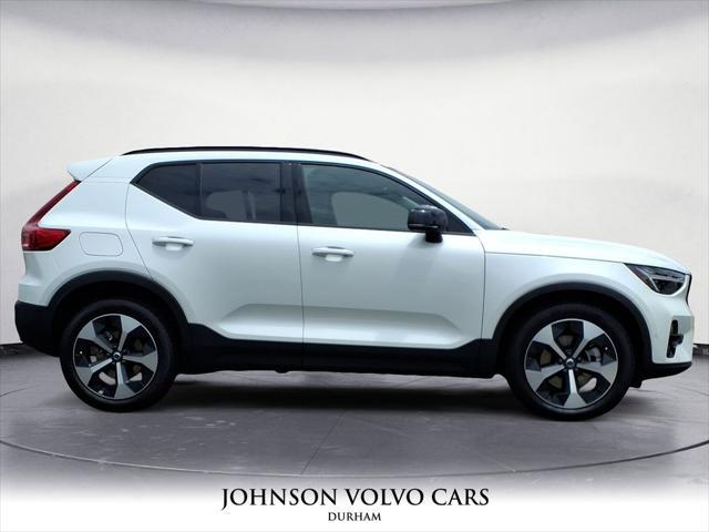 new 2025 Volvo XC40 car, priced at $46,115