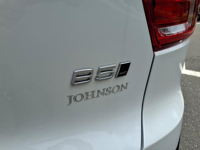 new 2025 Volvo XC40 car, priced at $46,115