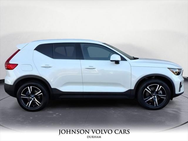 new 2025 Volvo XC40 car, priced at $43,215