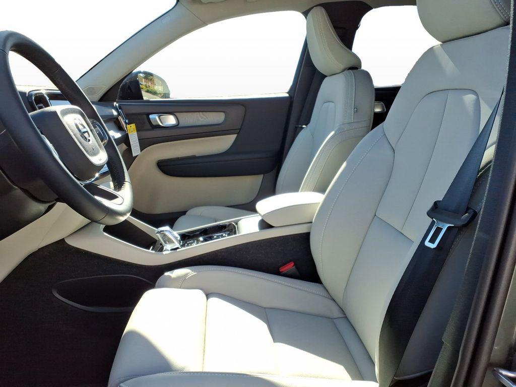 new 2026 Volvo XC40 car, priced at $47,650