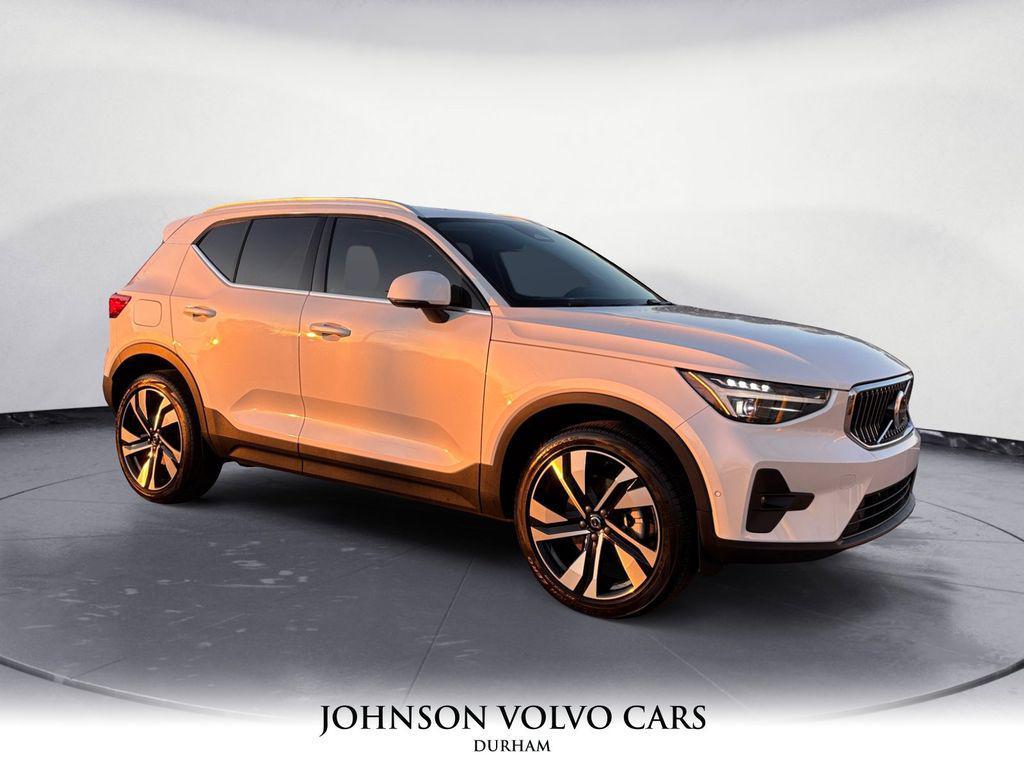 new 2025 Volvo XC40 car, priced at $51,765