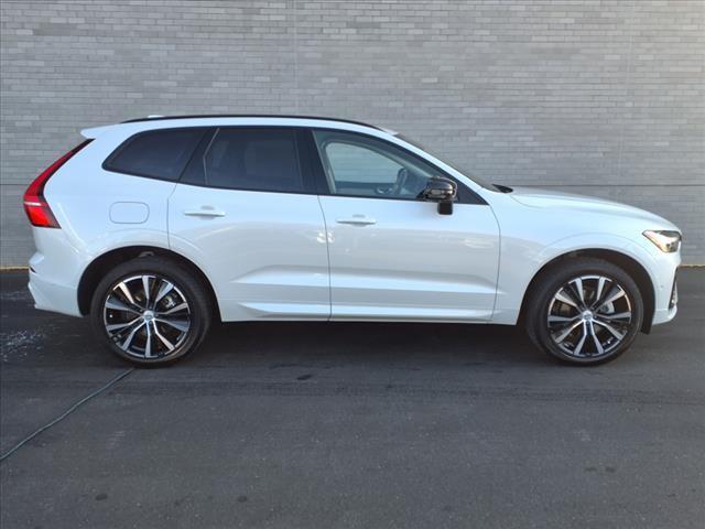 new 2025 Volvo XC60 car, priced at $58,435