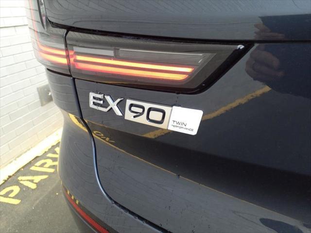 new 2025 Volvo EX90 car, priced at $93,840
