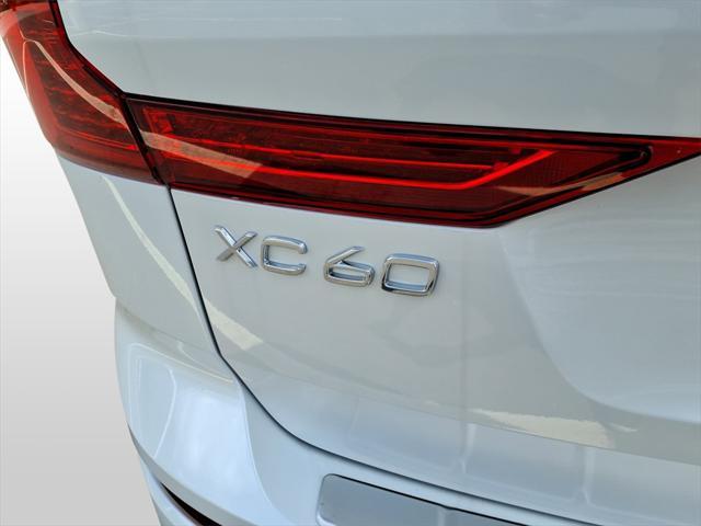 new 2025 Volvo XC60 car, priced at $60,460