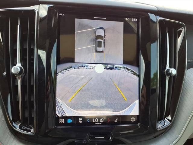 new 2025 Volvo XC60 car, priced at $60,460