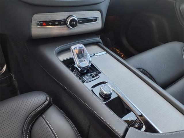 new 2025 Volvo XC90 Plug-In Hybrid car, priced at $81,765