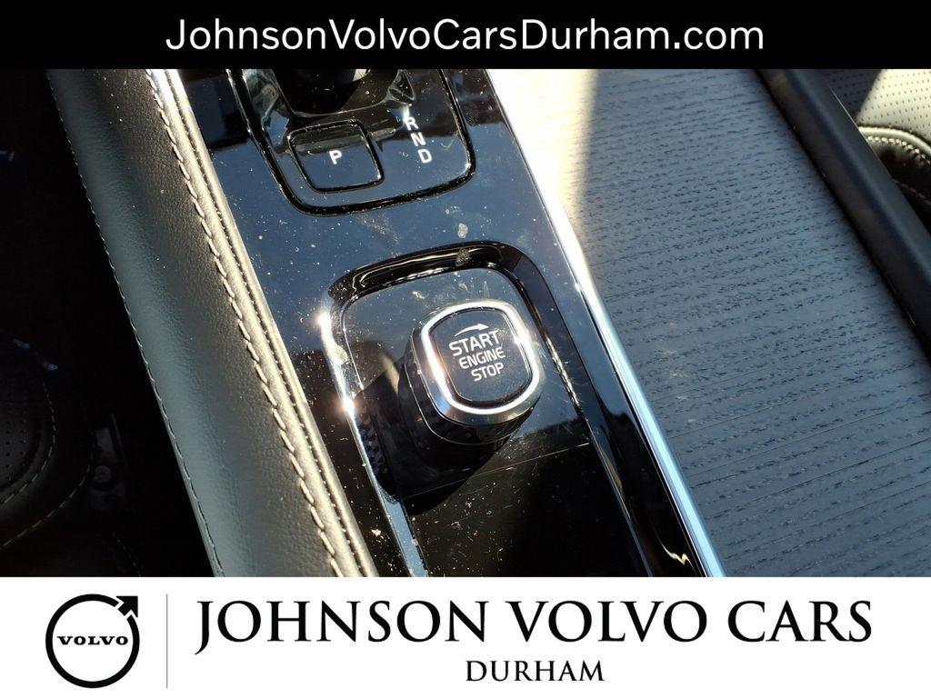 new 2025 Volvo XC90 Plug-In Hybrid car, priced at $71,765