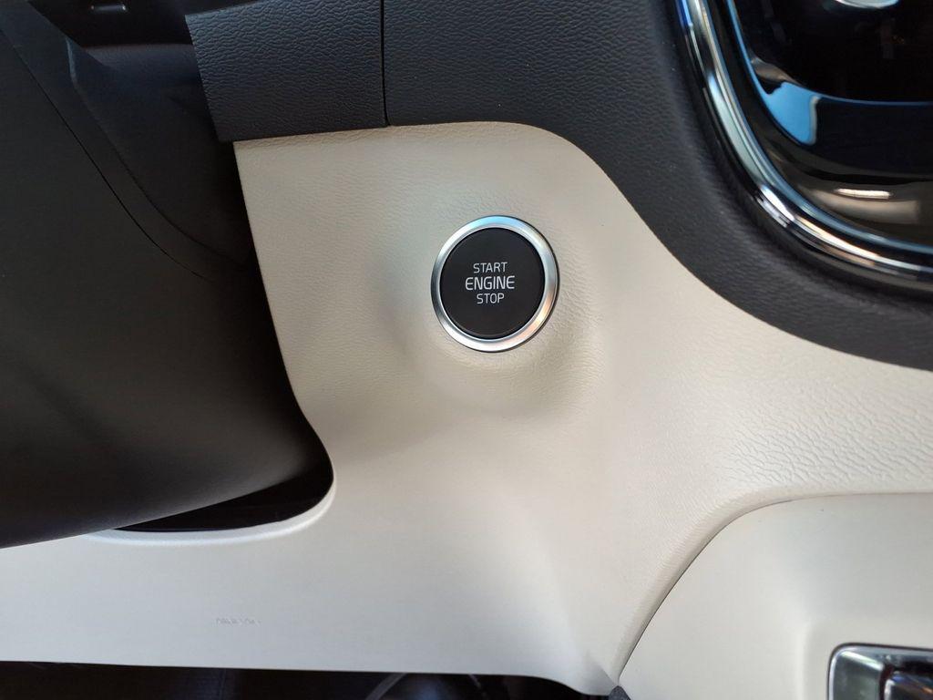 used 2024 Volvo XC40 car, priced at $38,311