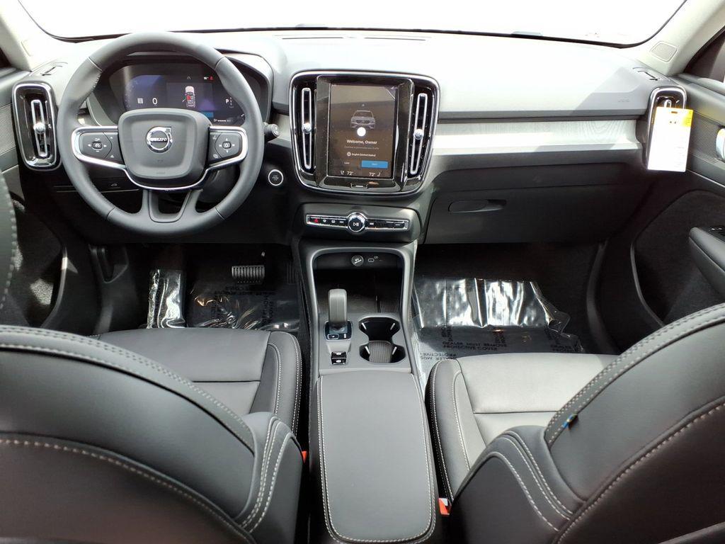 new 2026 Volvo XC40 car, priced at $43,045