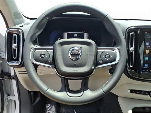new 2025 Volvo XC40 car, priced at $47,810