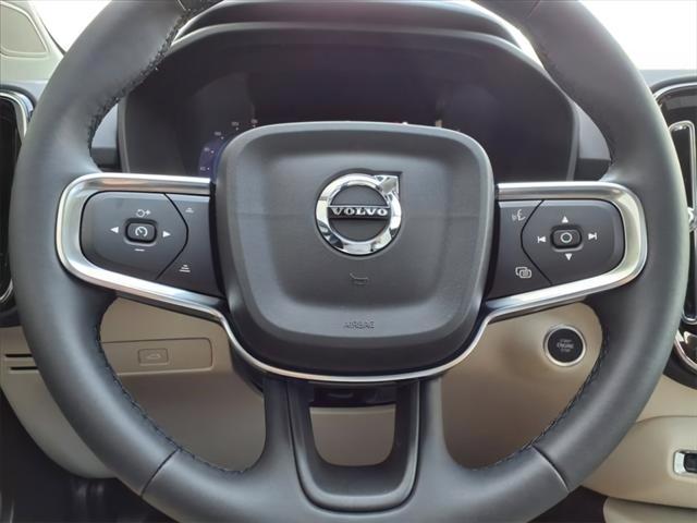 new 2025 Volvo XC40 car, priced at $56,860