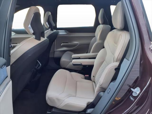 new 2025 Volvo EX90 car, priced at $91,410
