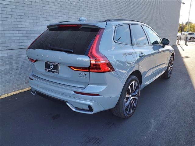 new 2025 Volvo XC60 car, priced at $58,825