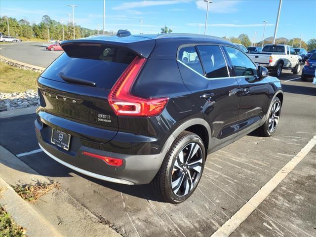 new 2025 Volvo XC40 car, priced at $48,290