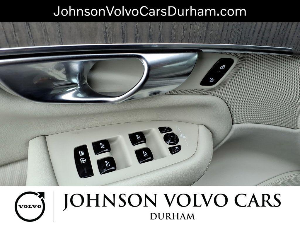 used 2022 Volvo XC90 car, priced at $30,984