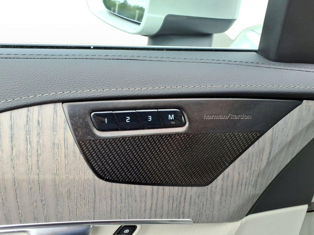 used 2022 Volvo XC90 car, priced at $35,111