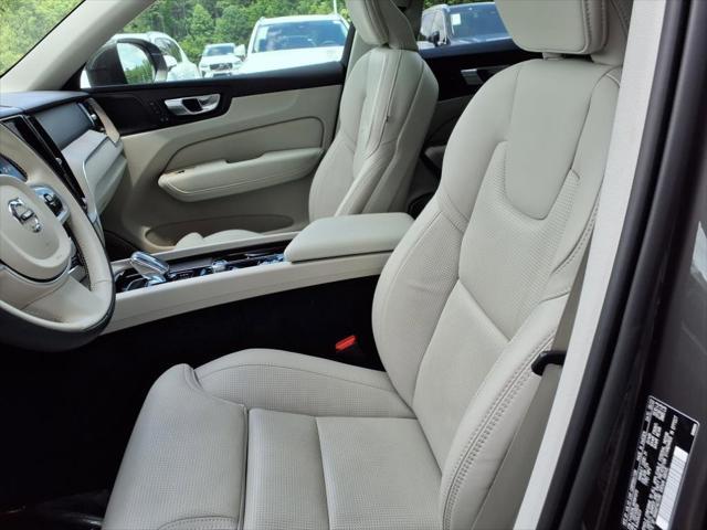 used 2022 Volvo XC60 car, priced at $41,871