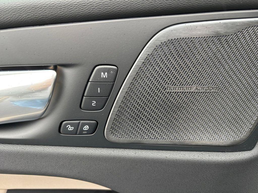 new 2026 Volvo XC60 car, priced at $54,985