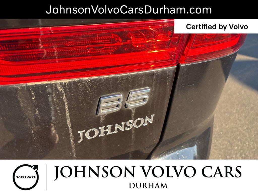 used 2022 Volvo XC60 car, priced at $30,301