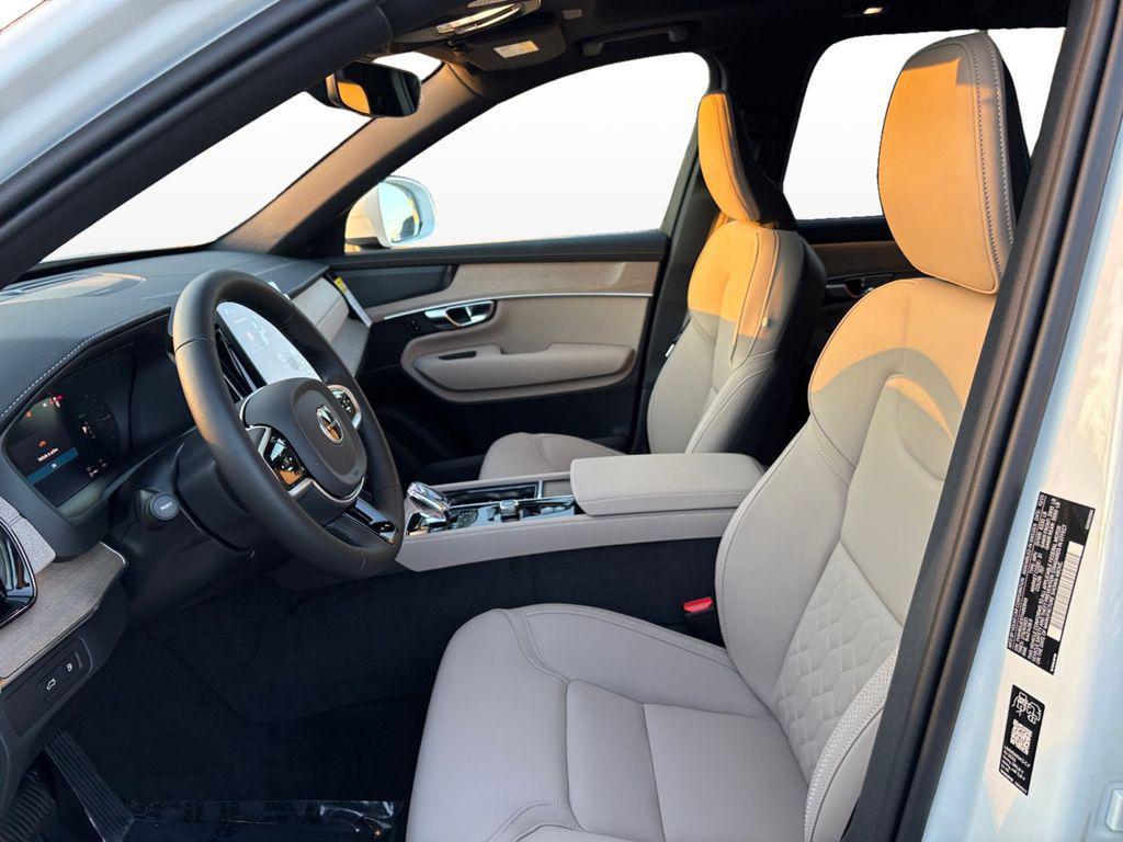 new 2026 Volvo XC90 Plug-In Hybrid car, priced at $78,875