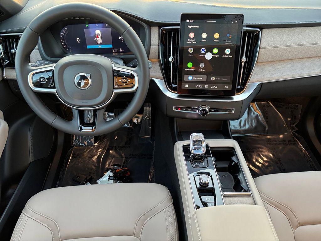 new 2026 Volvo XC90 Plug-In Hybrid car, priced at $78,875