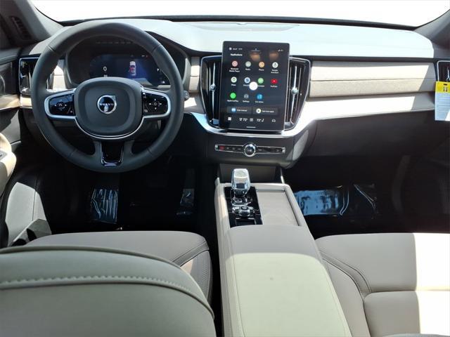 new 2025 Volvo XC90 car, priced at $66,055