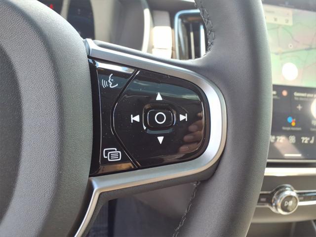 new 2025 Volvo XC90 car, priced at $66,055