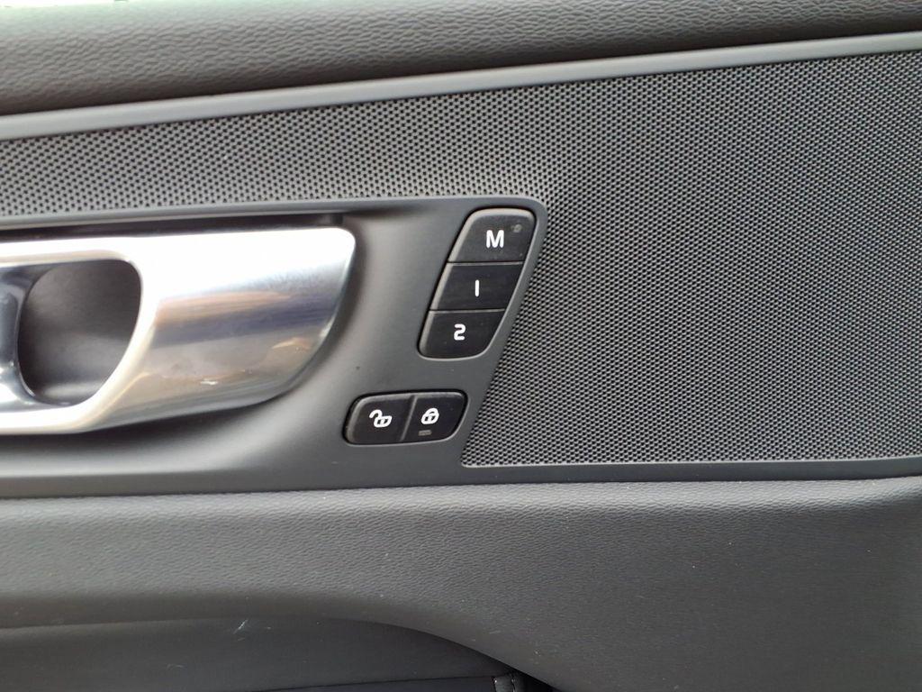 used 2025 Volvo XC60 car, priced at $40,891