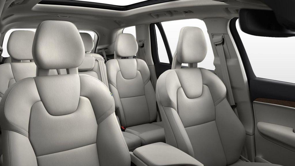 used 2022 Volvo XC90 car, priced at $39,661
