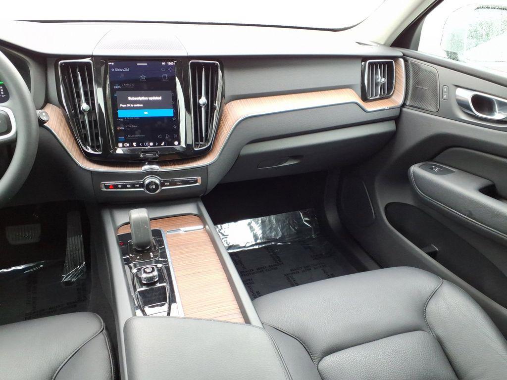used 2022 Volvo XC60 Recharge Plug-In Hybrid car, priced at $37,444