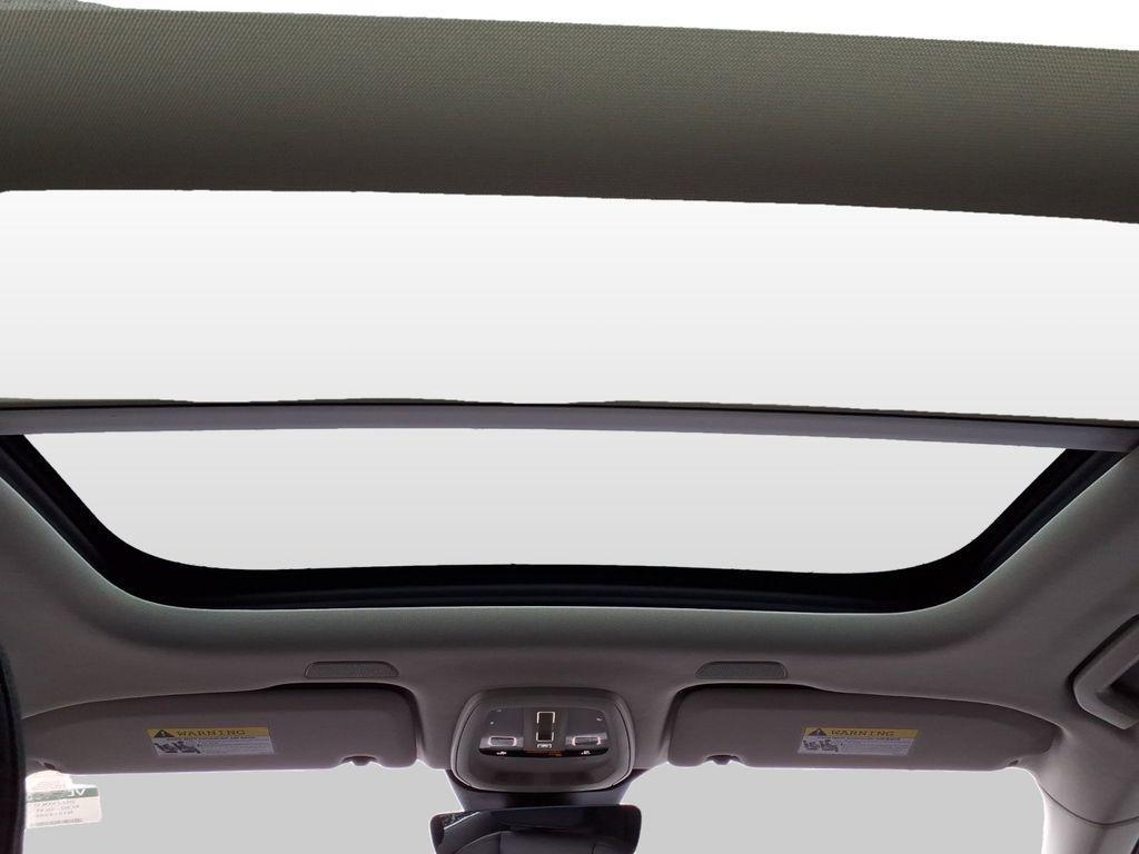 used 2022 Volvo XC60 Recharge Plug-In Hybrid car, priced at $37,444