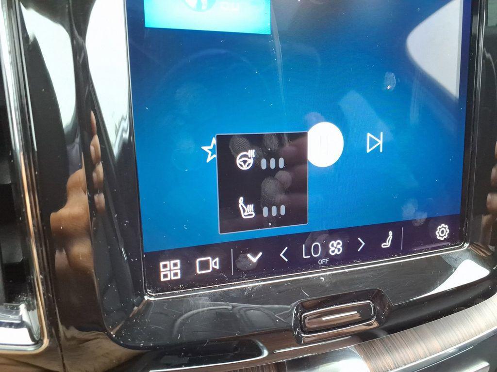 used 2022 Volvo XC60 Recharge Plug-In Hybrid car, priced at $37,444