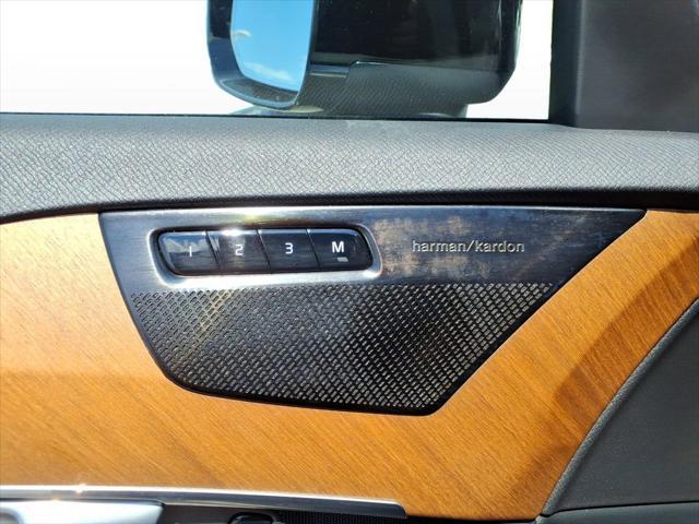 used 2024 Volvo XC90 Recharge Plug-In Hybrid car, priced at $55,392