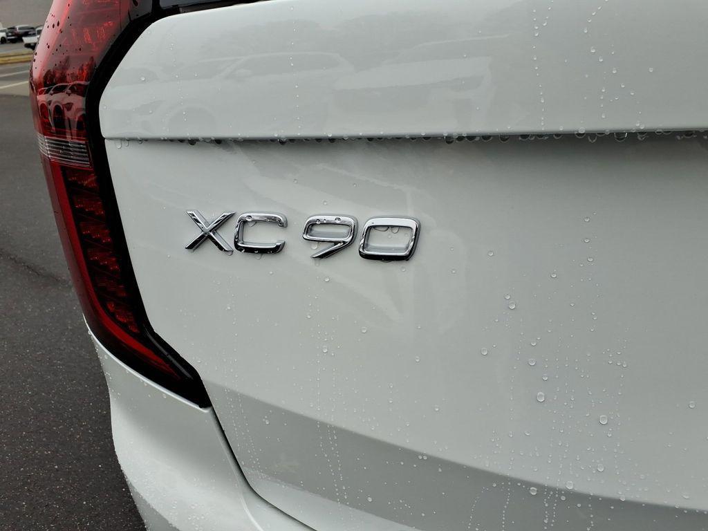 new 2026 Volvo XC90 car, priced at $72,075