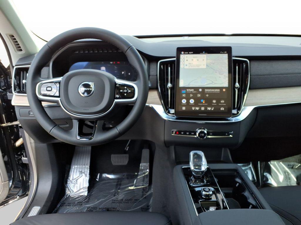 new 2025 Volvo XC90 car, priced at $62,395