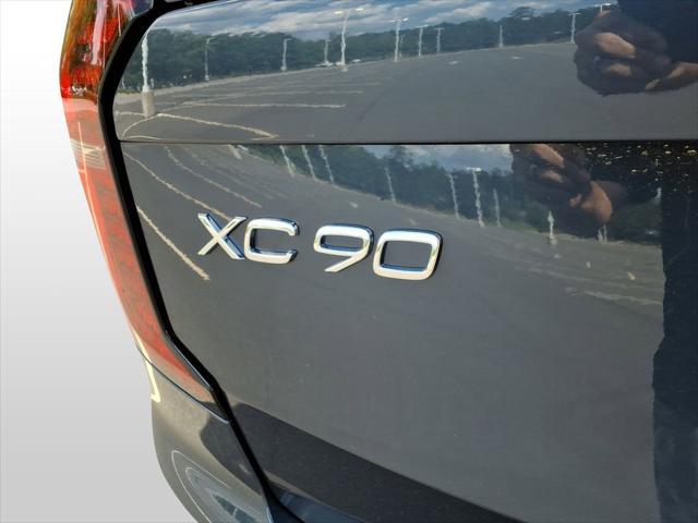 new 2025 Volvo XC90 car, priced at $64,395