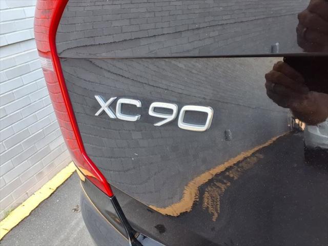 used 2022 Volvo XC90 car, priced at $44,503