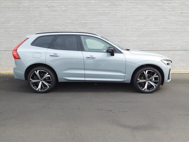 new 2025 Volvo XC60 car, priced at $58,635