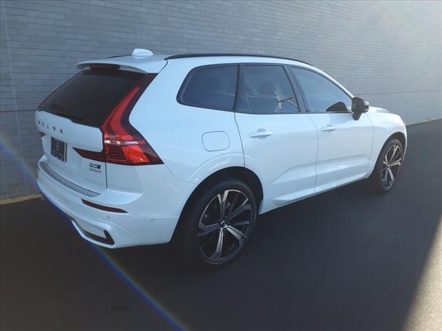 new 2025 Volvo XC60 car, priced at $57,885