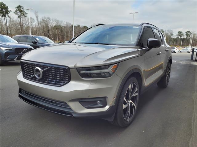 used 2022 Volvo XC40 car, priced at $32,751