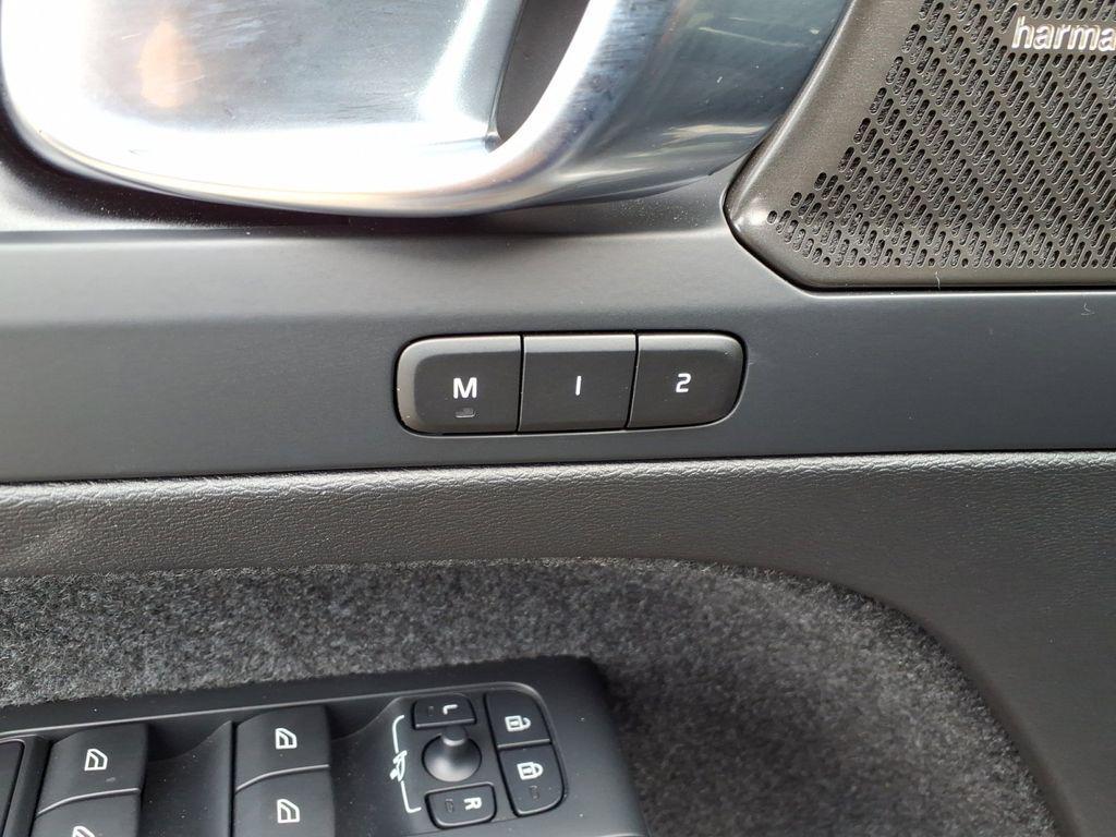 used 2024 Volvo C40 Recharge Pure Electric car, priced at $36,661