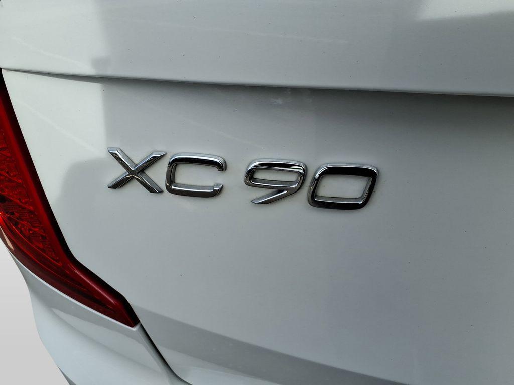 used 2022 Volvo XC90 car, priced at $40,791