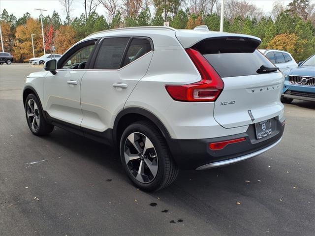 new 2025 Volvo XC40 car, priced at $46,995