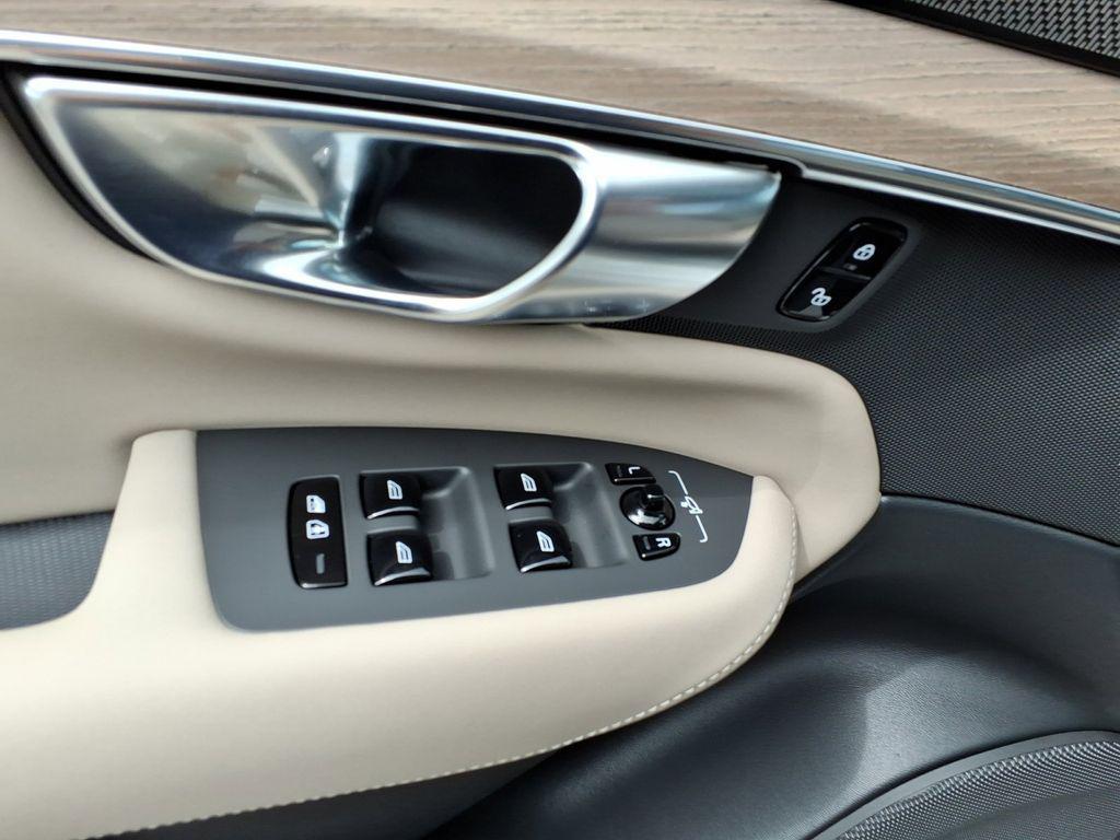 new 2026 Volvo XC90 car, priced at $68,825