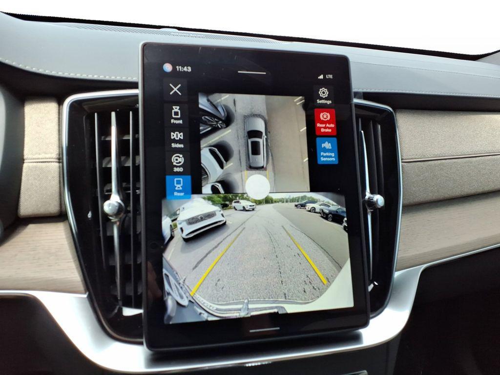 new 2026 Volvo XC90 car, priced at $68,825