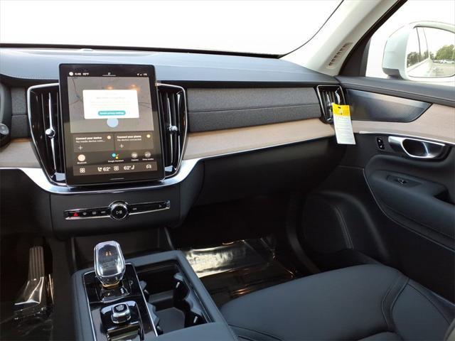 new 2025 Volvo XC90 Plug-In Hybrid car, priced at $77,805
