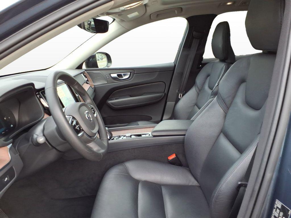 used 2024 Volvo XC60 car, priced at $35,952