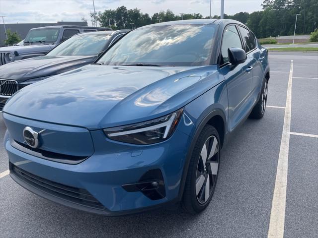 used 2022 Volvo C40 Recharge Pure Electric car, priced at $32,911