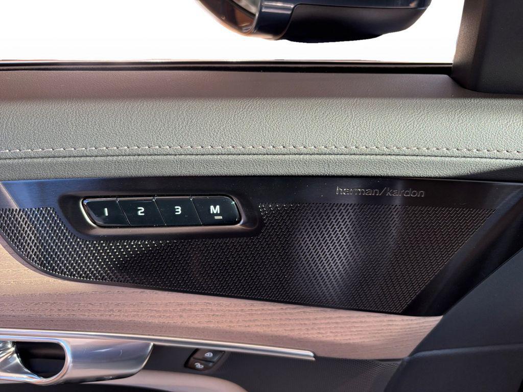 new 2026 Volvo XC90 car, priced at $68,825